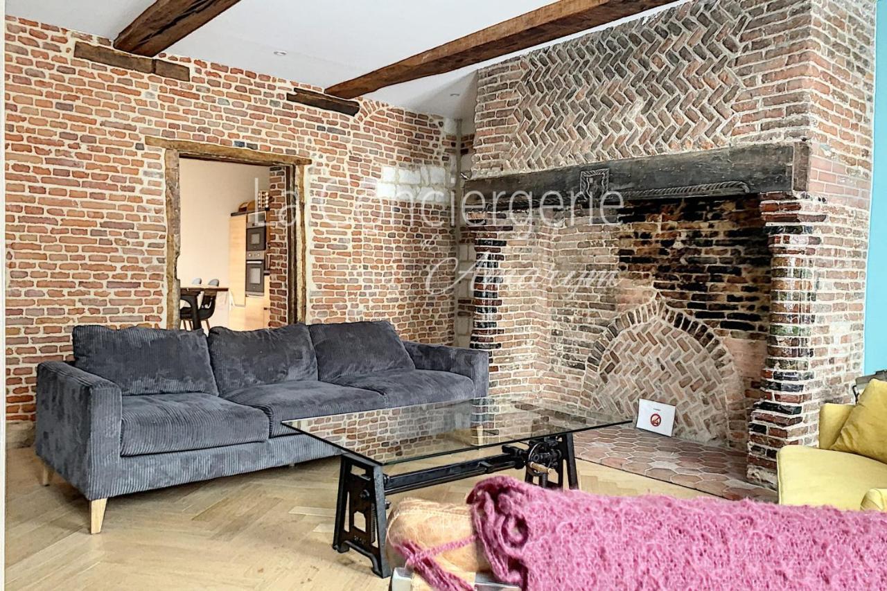 Aa13 - Le Victor Hugo - Sejour D'Exception Dans Un Appartement Historique Ault Exterior foto