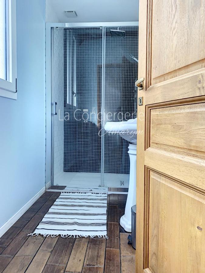 Aa13 - Le Victor Hugo - Sejour D'Exception Dans Un Appartement Historique Ault Exterior foto